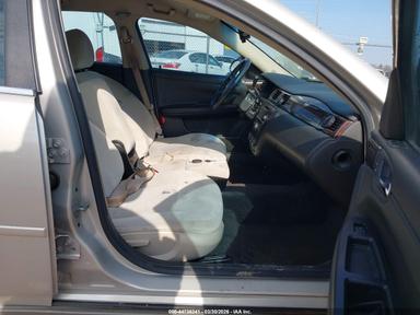 Вид 2012 Chevrolet Impala Ls, угол 5