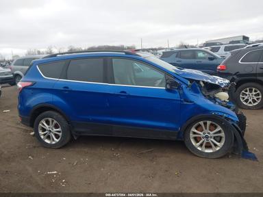 Vedere 2017 Ford Escape Se, unghi 13