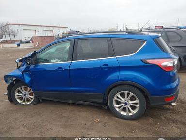 Vedere 2017 Ford Escape Se, unghi 14