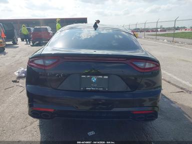 منظر 2018 Kia Stinger Gt1، زاوية 16