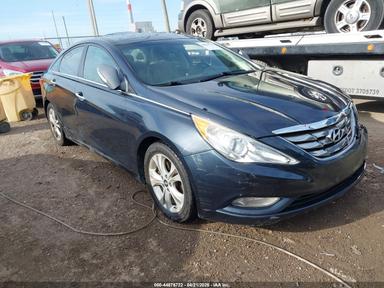 منظر 2012 Hyundai Sonata Limited Middle level، زاوية 1