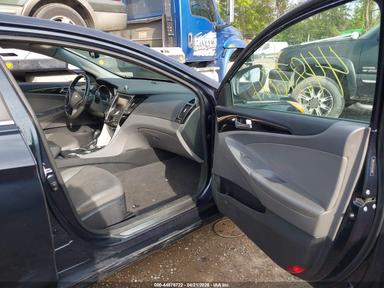 منظر 2012 Hyundai Sonata Limited Middle level، زاوية 5