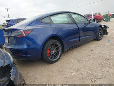 2021 Tesla Model 3 Performance Dual Motor All-Wheel Drive view, angle 4
