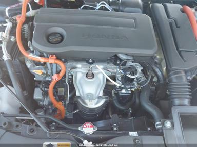 Vista de 2025 Honda Accord Hybrid Touring, ángulo 10