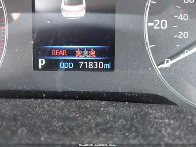 Vue de 2023 Toyota Corolla Le, angle 16
