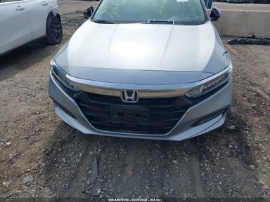 Vue de 2019 Honda Accord Ex, angle 12