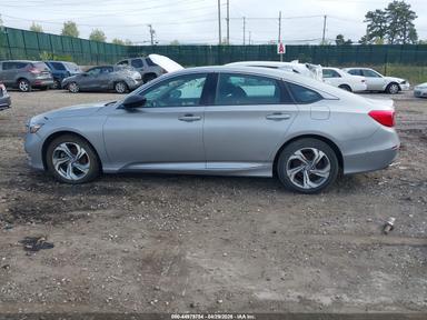 Vue de 2019 Honda Accord Ex, angle 14