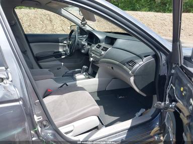 Vista de 2012 Honda Accord 2.4 Lx, ángulo 5