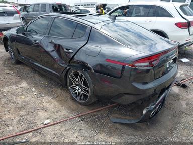 2022 Kia Stinger Gt2 view, angle 3