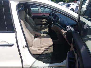 Vedere 2019 Honda Odyssey Elite, unghi 5