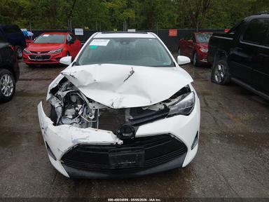 Вид 2017 Toyota Corolla Xle, угол 13