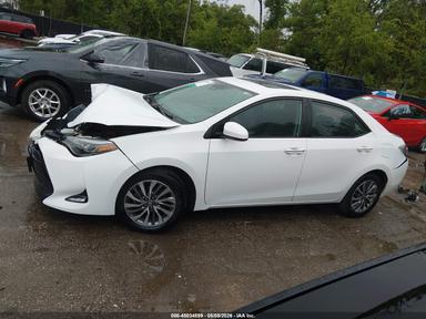 Вид 2017 Toyota Corolla Xle, угол 15