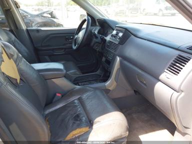 Vue de 2003 Honda Pilot Ex-L, angle 5