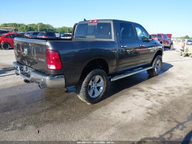 Vue de 2014 Ram 1500 Big Horn SLT, angle 4