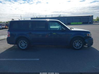 Vista de 2017 Ford Flex Se, ángulo 12