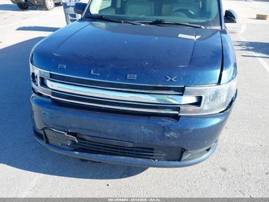 Vista de 2017 Ford Flex Se, ángulo 6