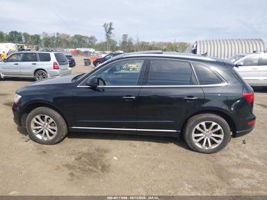 Vedere 2015 Audi Q5 2.0T Premium, unghi 14