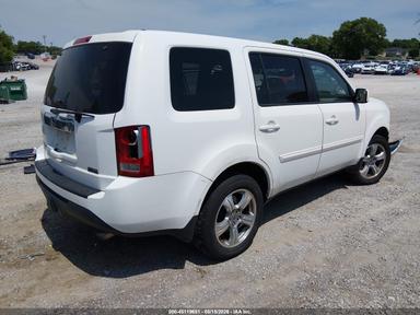 Vista de 2013 Honda Pilot Ex-L, ángulo 4