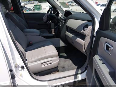 Vista de 2013 Honda Pilot Ex-L, ángulo 5