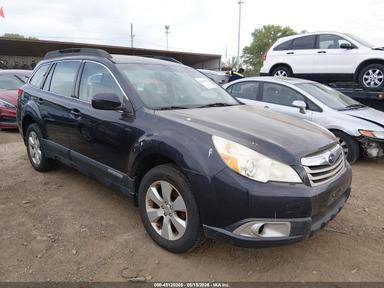 Vue de 2012 Subaru Outback 2.5I, angle 1