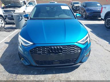 منظر 2022 Audi A3 Premium Plus 40 Tfsi Quattro S Tronic، زاوية 12