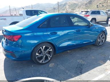 منظر 2022 Audi A3 Premium Plus 40 Tfsi Quattro S Tronic، زاوية 13