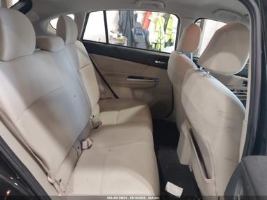 Vista de 2015 Subaru Impreza 2.0I Premium, ángulo 8