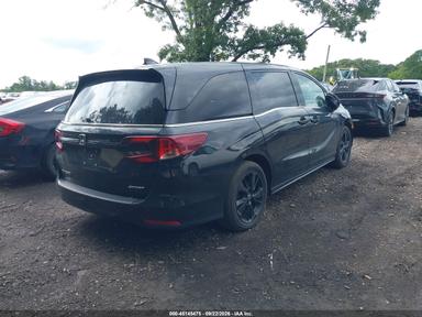 2023 Honda Odyssey Sport Sport-l view, angle 4