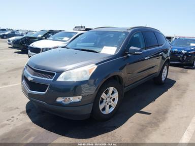 Vedere 2012 Chevrolet Traverse 2Lt, unghi 2
