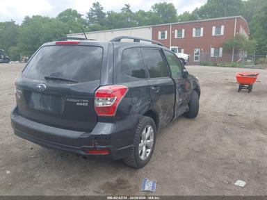 Vedere 2014 Subaru Forester 2.5I Premium, unghi 4