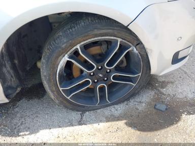 2015 Ford Flex Limited view, angle 6