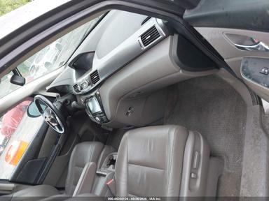 Vista de 2014 Honda Odyssey Ex-L, ángulo 5