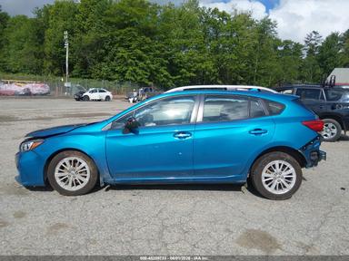 Vista de 2017 Subaru Impreza 2.0I Premium, ángulo 14