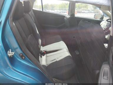 Vista de 2017 Subaru Impreza 2.0I Premium, ángulo 8