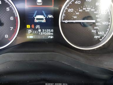 Вид 2019 Subaru Forester Premium, угол 15