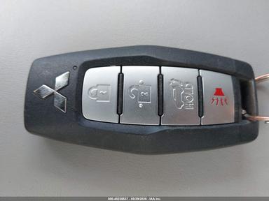 منظر 2022 Mitsubishi Outlander، زاوية 11
