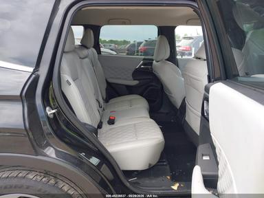 منظر 2022 Mitsubishi Outlander، زاوية 8