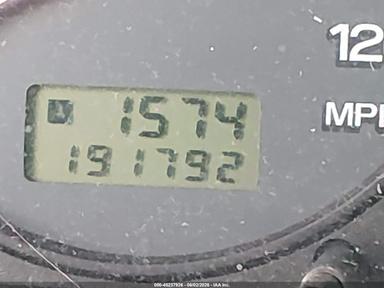 Vista de 2001 Subaru Forester S, ángulo 16