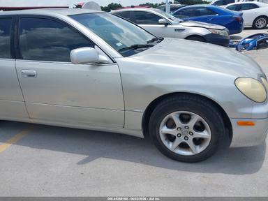 منظر 2002 Lexus Gs 300، زاوية 17