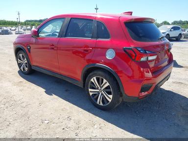 Vue de 2021 Mitsubishi Outlander Sport 2.0 Es 2Wd, angle 3