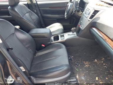 Vedere 2013 Subaru Legacy 2.5I Limited, unghi 5