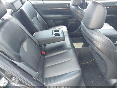 Vedere 2013 Subaru Legacy 2.5I Limited, unghi 8