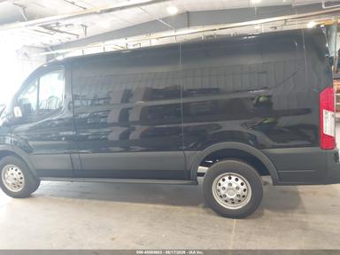 منظر 2022 Ford Transit-150، زاوية 17