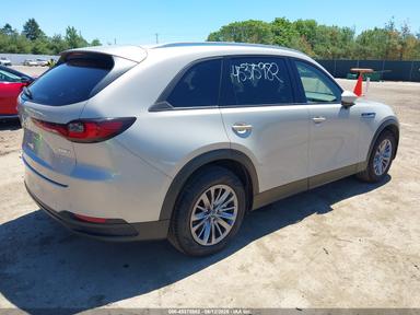 منظر 2025 Mazda Cx-90 3.3 Turbo Preferred Package، زاوية 4