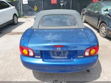 Vue de 1999 Mazda Mx-5 Miata Leather Pkg/Popular Equipment Pkg/Sports Pkg/Touring Pkg, angle 16