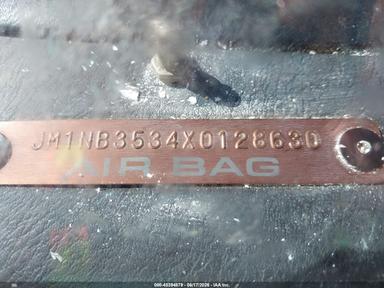 Vue de 1999 Mazda Mx-5 Miata Leather Pkg/Popular Equipment Pkg/Sports Pkg/Touring Pkg, angle 18