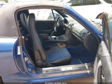 Vue de 1999 Mazda Mx-5 Miata Leather Pkg/Popular Equipment Pkg/Sports Pkg/Touring Pkg, angle 5