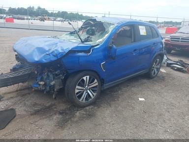 Vista de 2020 Mitsubishi Outlander Sport 2.0 Be Awc/2.0 Es Awc/2.0 Se Awc/2.0 Sp Awc, ángulo 2