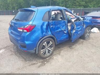 Vista de 2020 Mitsubishi Outlander Sport 2.0 Be Awc/2.0 Es Awc/2.0 Se Awc/2.0 Sp Awc, ángulo 4