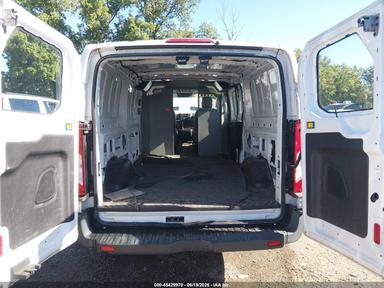 منظر 2015 Ford Transit-150 SRW Low Roof Van، زاوية 8